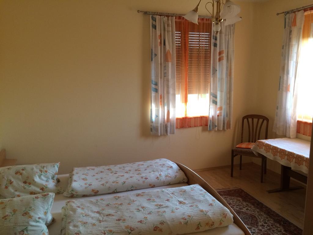 Ferienwohnung Am Bauernhof Strassonig Vulgo Hornis Moosburg Kültér fotó