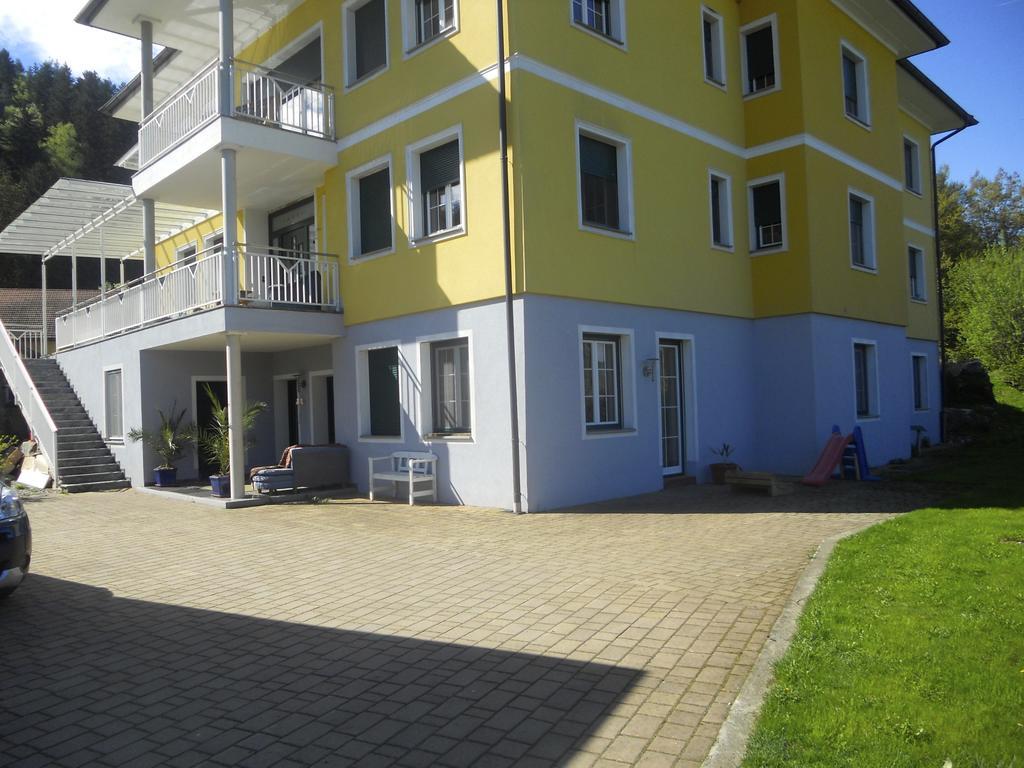 Ferienwohnung Am Bauernhof Strassonig Vulgo Hornis Moosburg Kültér fotó